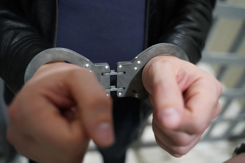 Мужчин заключили под стражу.