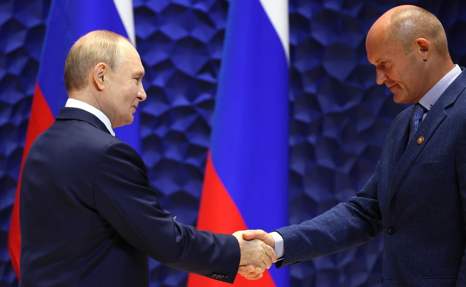 Путин лично наградил приморца Вячеслава Иванова. Фото: kremlin.ru
