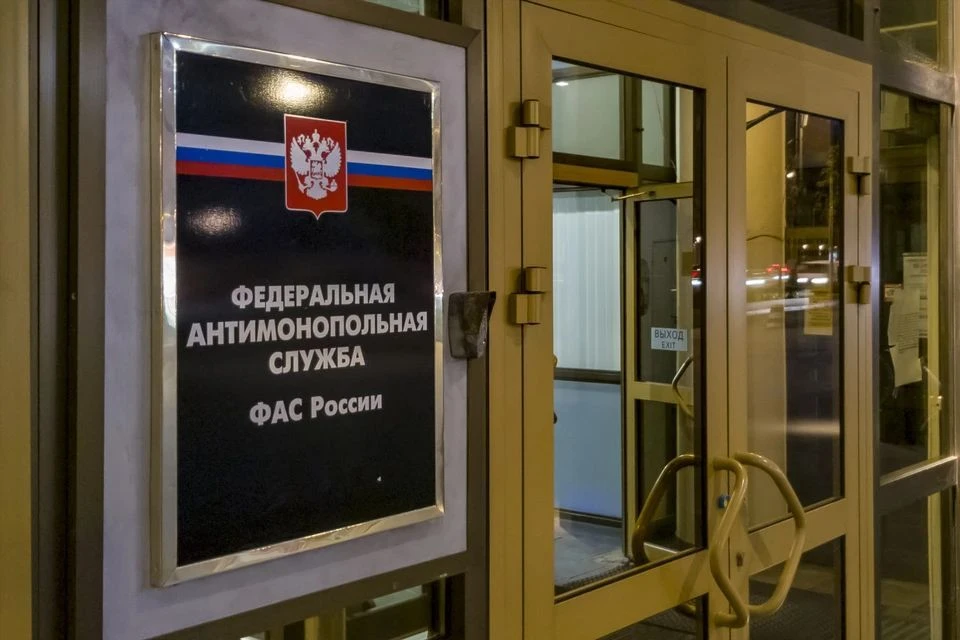 ФАС проанализирует цены на бензин на АЗС в трех регионах России