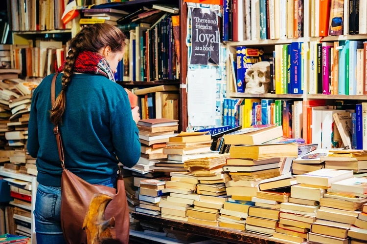 Похитителей редких книг Пушкина из библиотек Европы нашли по ДНК