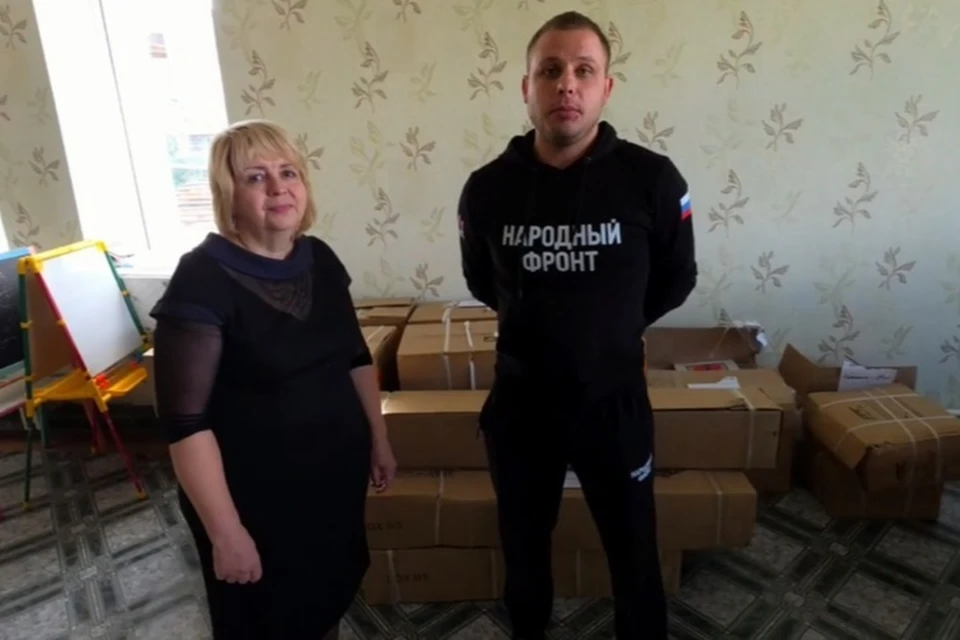 В детском реабилитационном центре в Мирном приняли подарки от актрисы Таисии Вилковой. Фото: Народный фронт Запорожской области