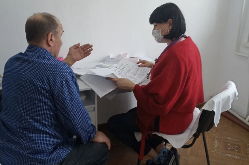 В Великую Новоселку направят бригаду врачей для проведения медицинских осмотров жителей. Фото (архив): Минздрав России