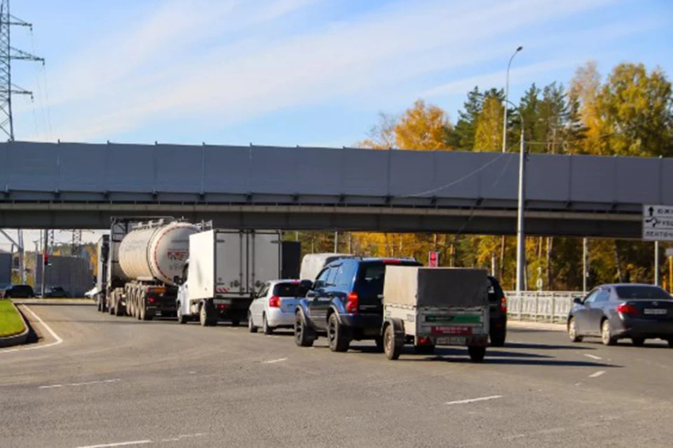 Запущена полоса для движения вдоль автоцентра в сторону пос. Южный