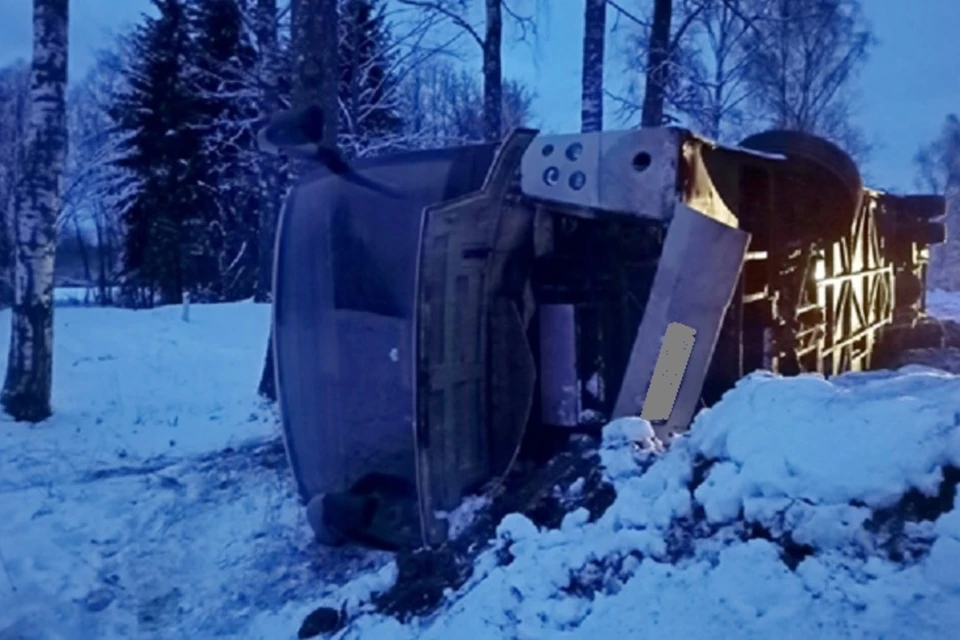 СК сообщил подробности ДТП с автобусом, ехавшим и Санкт-Петербурга в Минска. Фото: sk.gov.by