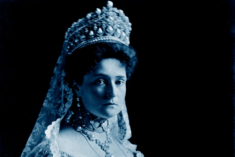 105 лет назад молодая Страна Советов начала распродавать бесценные имперские сокровища: где они теперь?