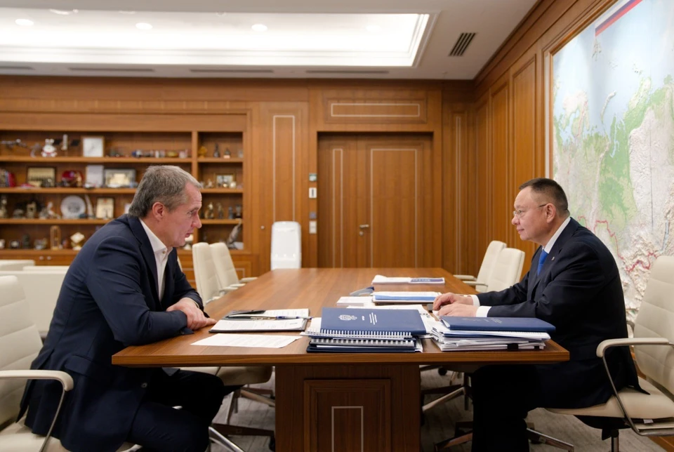 Вячеслав Гладков и Ирек Файзуллин обсудили подготовку Белгородской области к отопительному сезону