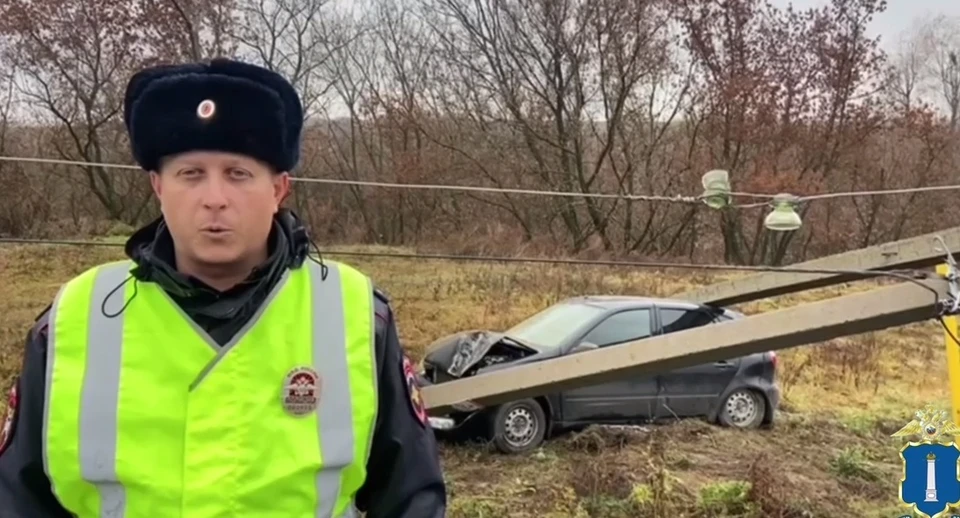 В ульяновском селе Лада Калина протаранила бетонную опору линий электропередач. Фото Госавтоинспекция УО