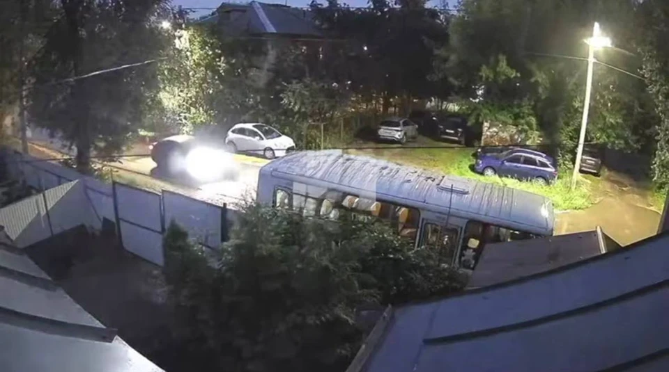 Полиция разыскивает водителя, сбившего девочку на переходе в Нижнем Новгороде.