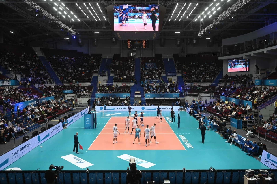 "Зенит" принимал "Динамо-ЛО"