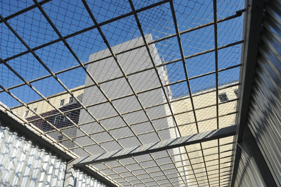 Подсудимый принимал активное участие в деятельности сообщества, грабил и вымогал деньги на его развитие.