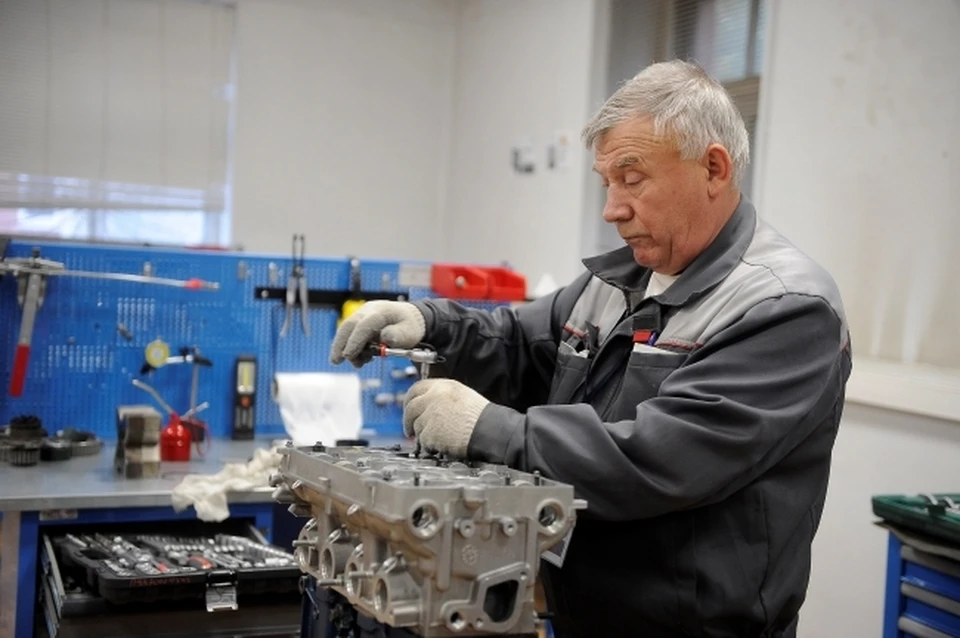 С 10 ноября компания возобновит привычный график работы.