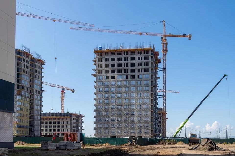 Первый из 14 домов для переселенцев из ветхого жилья достроен в Якутии