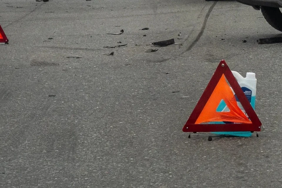 В Новосибирске на Бугринском мосту произошло серьезное ДТП.