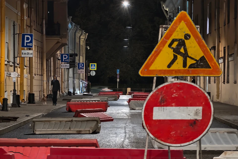 Водителям советуют заранее планировать маршрут поездки и выбирать пути объезда