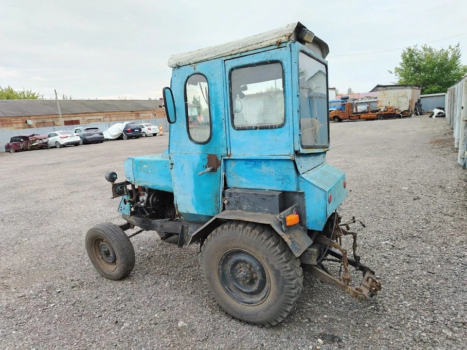 Трактор у мужчины конфисковали