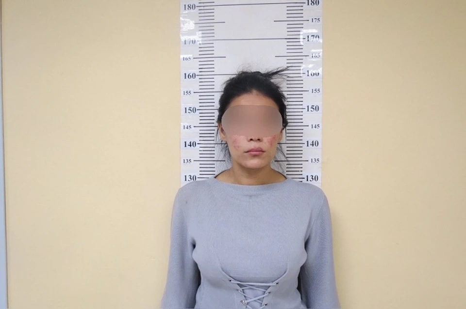 Девушку поместили в центр временного содержания иностранцев. Фото: транспортная полиция Урала