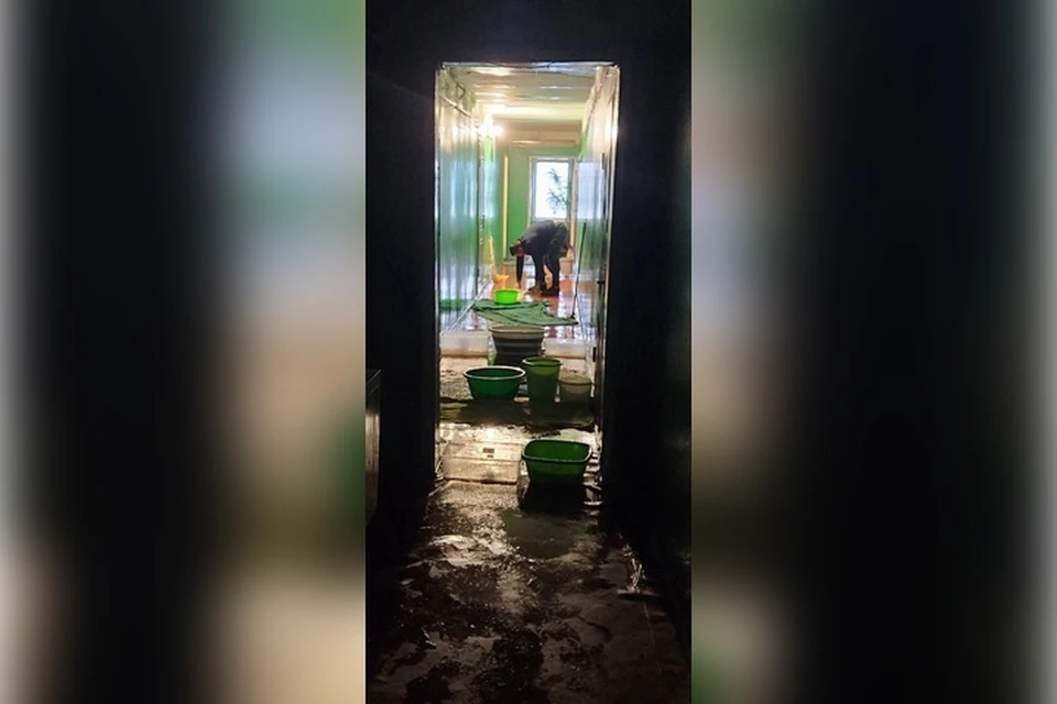 В Энергодаре на улице Центральной подтапливает дом. Фото: тг-канал Максима Пухова