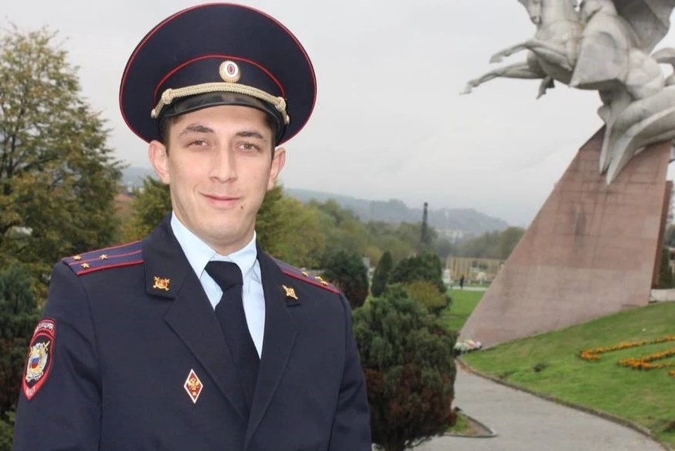 Полицейский пошел по стопам отца. Фото: предоставлено «КП» Артуром Рубаевым