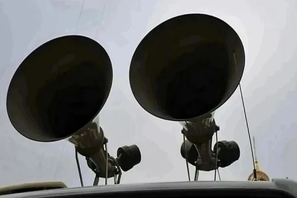 Жителям Ростовской области рекомендуют спуститься в укрытия или подвалы