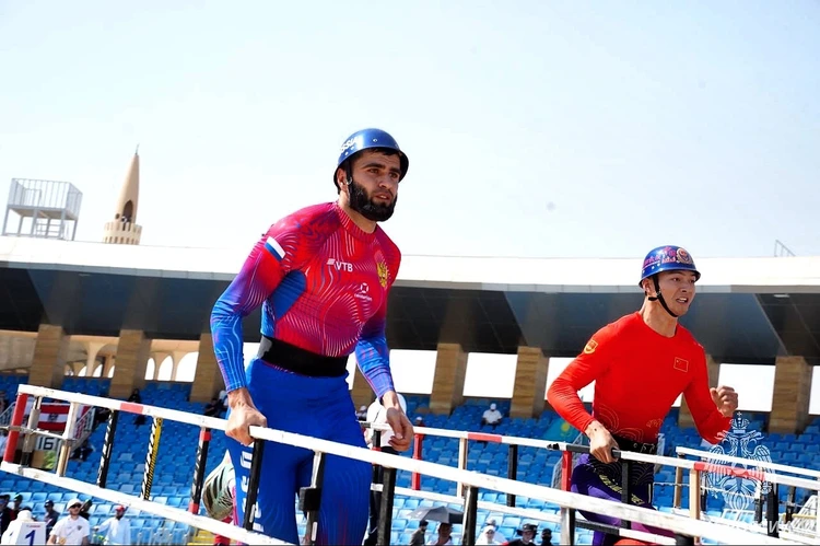 Александр Куренков: Выступая под российским флагом, наши сборные с честью защищают престиж страны