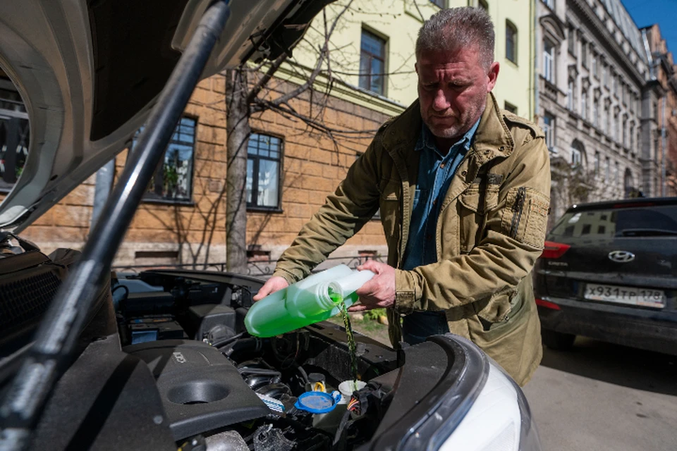 В Роспотребнадзоре Иркутской области рассказали об опасных стеклоомывателях для машин