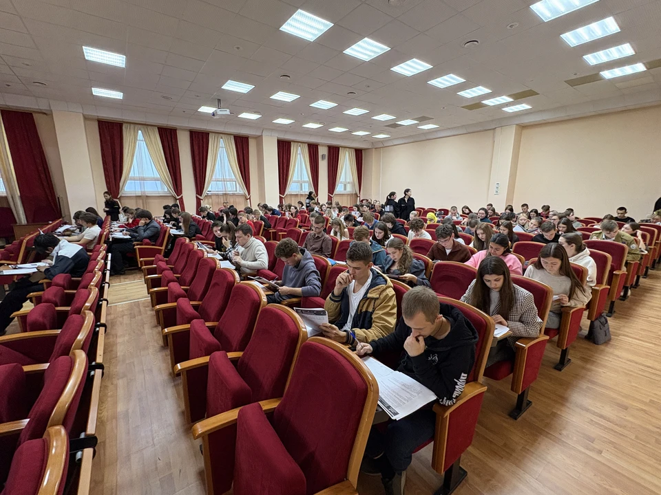 Участники, набравшие наибольшее количество баллов, получат сертификаты от форума «Технопром», а победители получат призы. Фото: "Единая Россия"