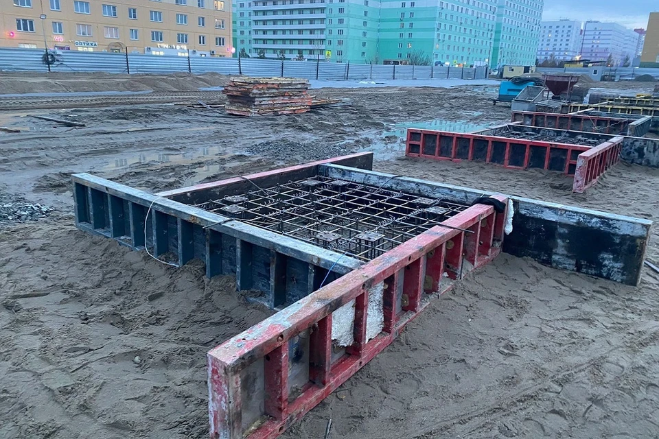 Сваи и фундаменты можно использовать для дальнейшей работы. Фото: Министерство строительства Новосибирской области.