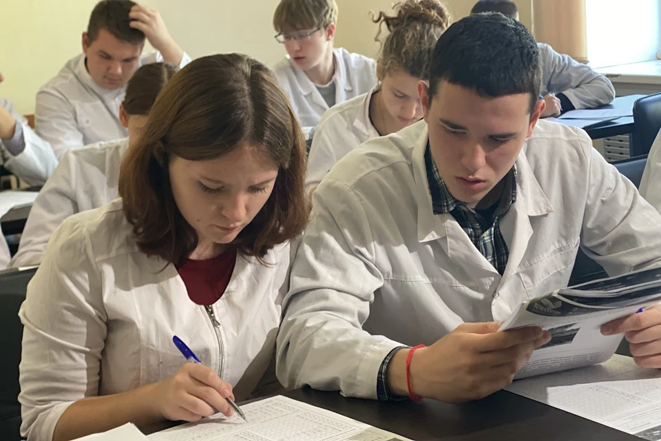На Херсонщине впервые прошел научно-технологический диктант Фото: ЕР