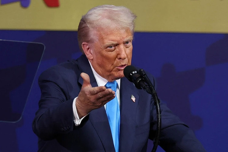 Трамп развернулся к России и ждет краха Украины: четыре факта, которые об этом говорят