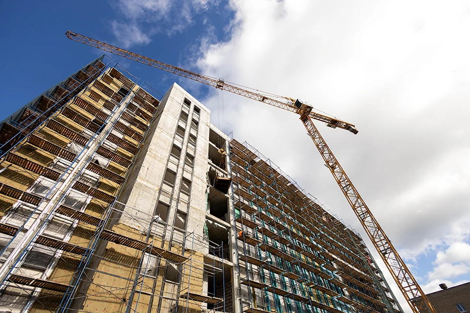 Поддержку проекту оказали региональные власти и федеральное правительство. Начальная цена контракта составила 1,8 млрд рублей.