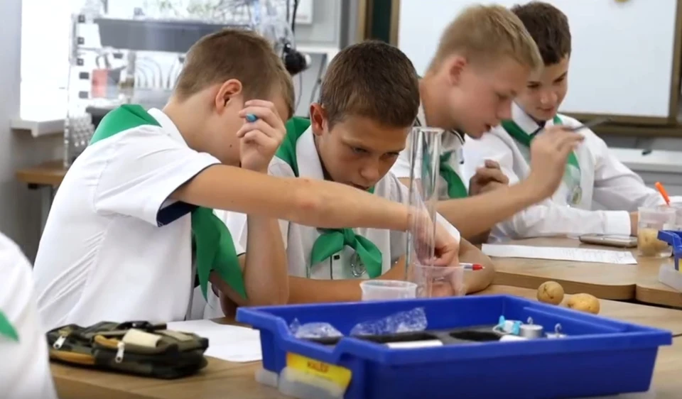 Скриншот видеоролика из телеграм-канала губернатора Липецкой области Игоря Артамонова.