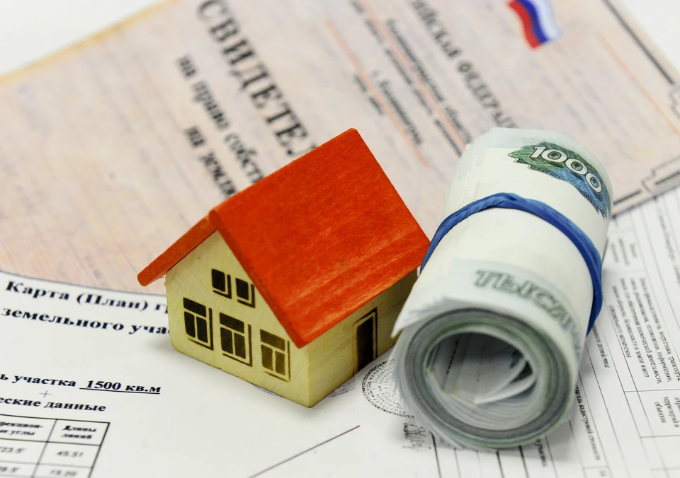 Депутат считает, что проблему поможет решить обязательная правовая экспертиза перед заключением сделки.