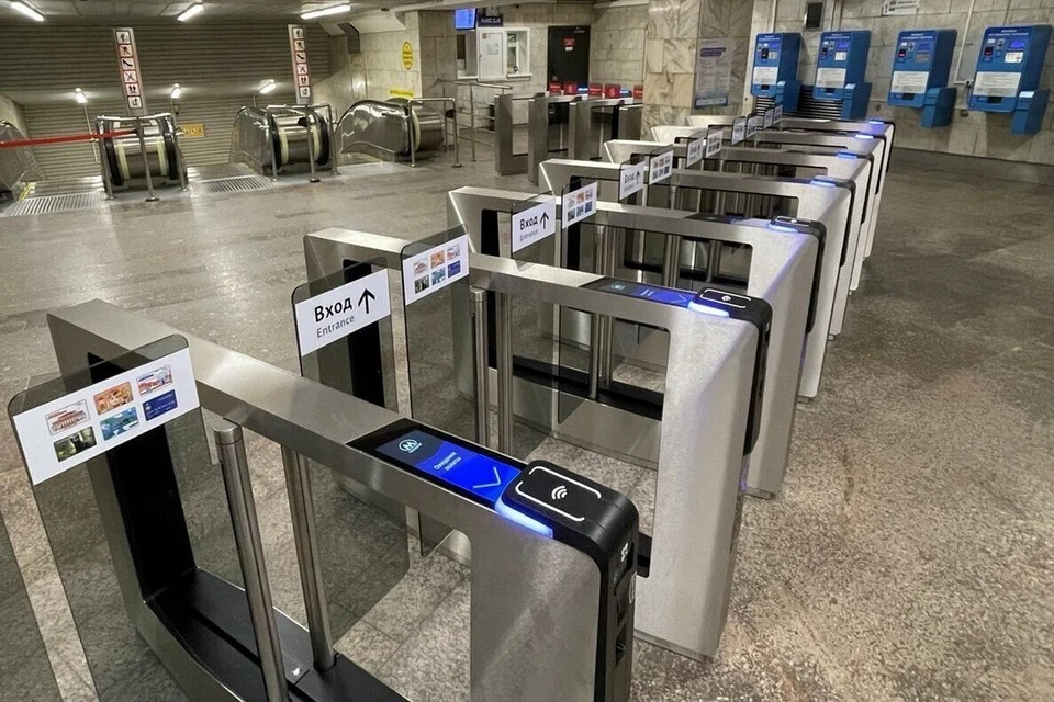 В метро Новосибирска с 1 ноября запустят оплату проезда по биометрии. Фото: Новосибирский метрополитен