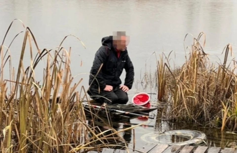 В Уфимском районе спасатели разбудили мирно спавшего мужчину. Фото: госкомитет РБ по ЧС.