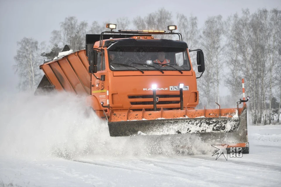 Всего в региональном парке — 687 единиц техники для уборки снега