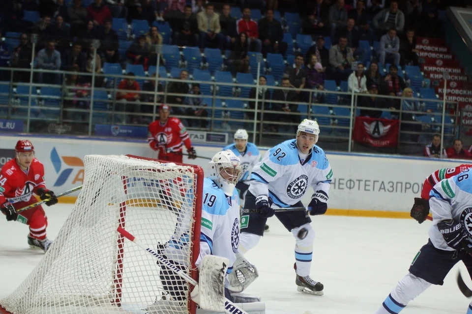 ХК «Сибирь» заключил пробный контракт с вратарем Константином Волковым.