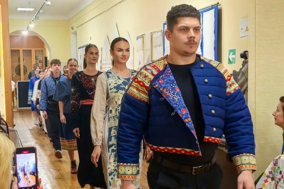 Этнографический музей на несколько часов превратился в модный подиум
