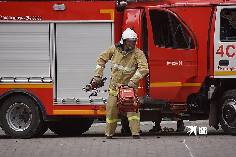 Открытое горение пожарные ликвидировали через два часа работы на объекте