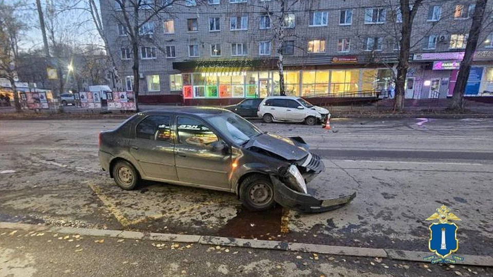 В Засвияжском районе столкнулись Рено, Лада Калина и ВАЗ. Фото: тг-канал Госавтоинспекции УО