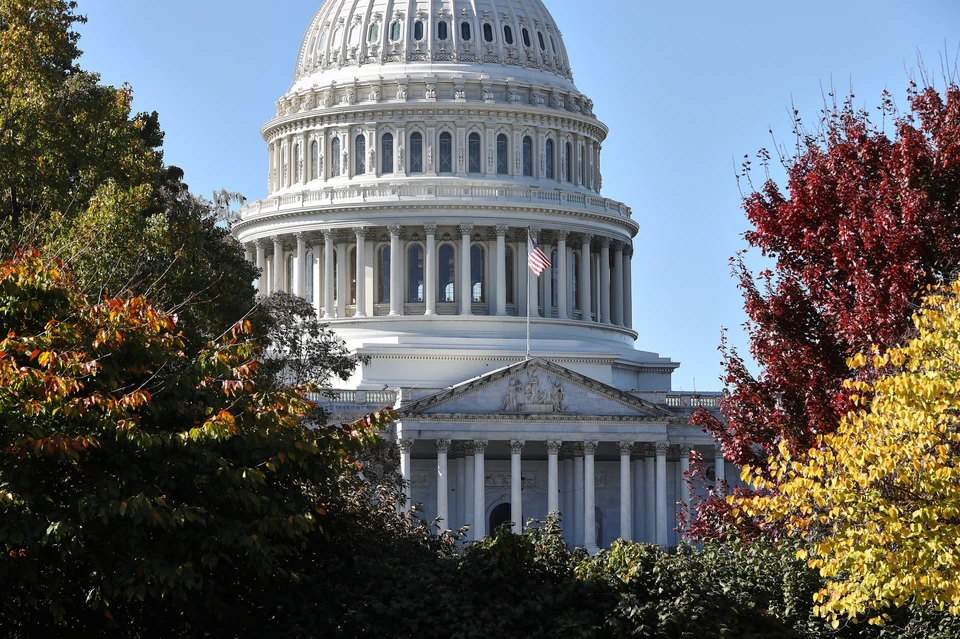 США теряют по 15 млрд долларов каждую неделю из-за шатдауна