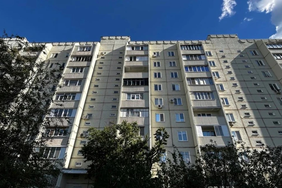 На улице Куприна в Жовтневом районе Мариуполя восстановили многоэтажный дом. Фото: РКС-НР