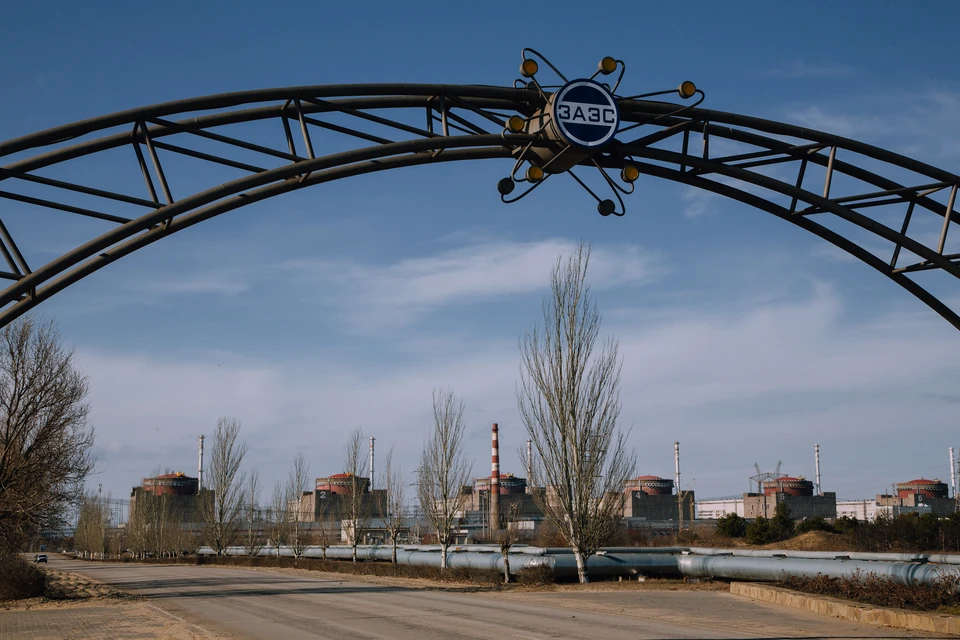 В оголтелом желании навредить России Европа не жалеет себя: СВР озвучил сумасшедшие планы Запада в отношении ЗАЭС