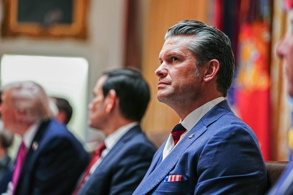 Хегсет заявил о новом ударе США по судну с наркоторговцами в Карибском море