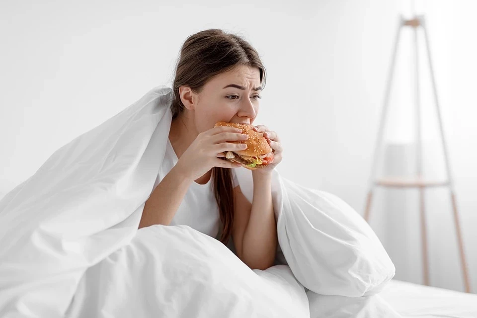 Врач советует заменить вредные перекусы полезными напитками