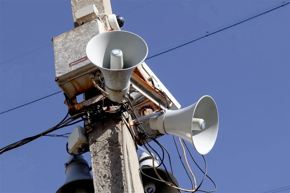 В трех областях РФ объявляли ракетную опасность.