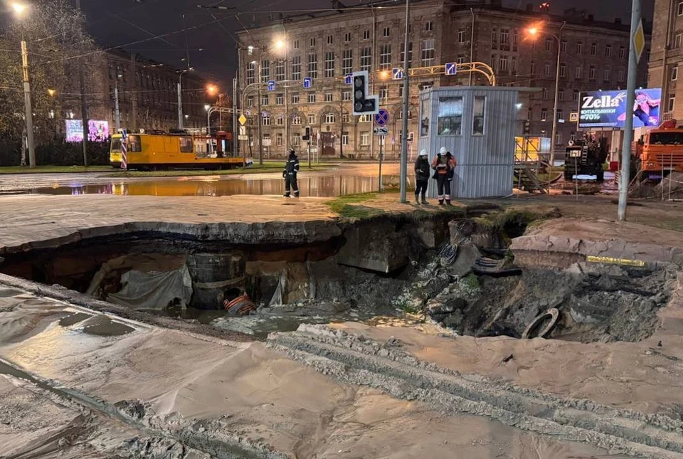Ночью 9 ноября обвалился грунт. Фото: прокуратура Петербурга