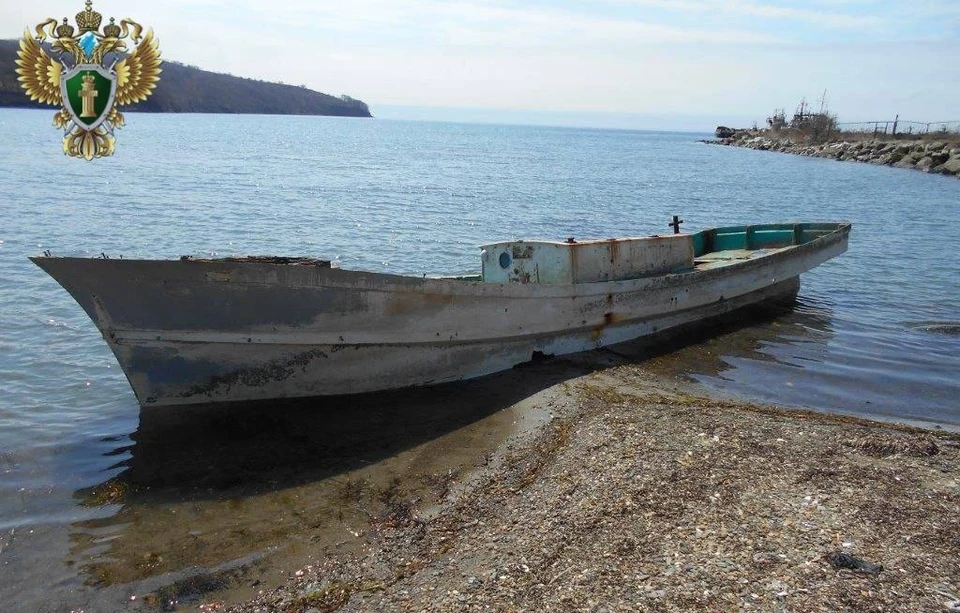 Затонувшее судно убрали из бухты Пяти Охотников в Приморье Фото: Дальневосточная транспортная прокуратура