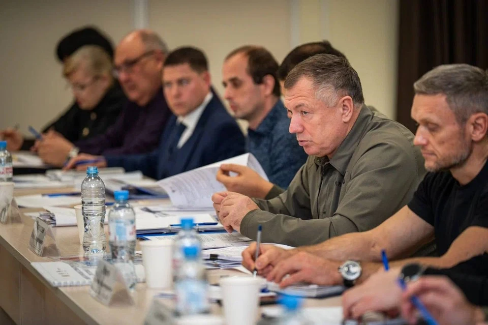 Марат Хуснуллин провел большое совещание по реализации программы социально-экономического развития Фото: Канал в МАХ Владимира Сальдо