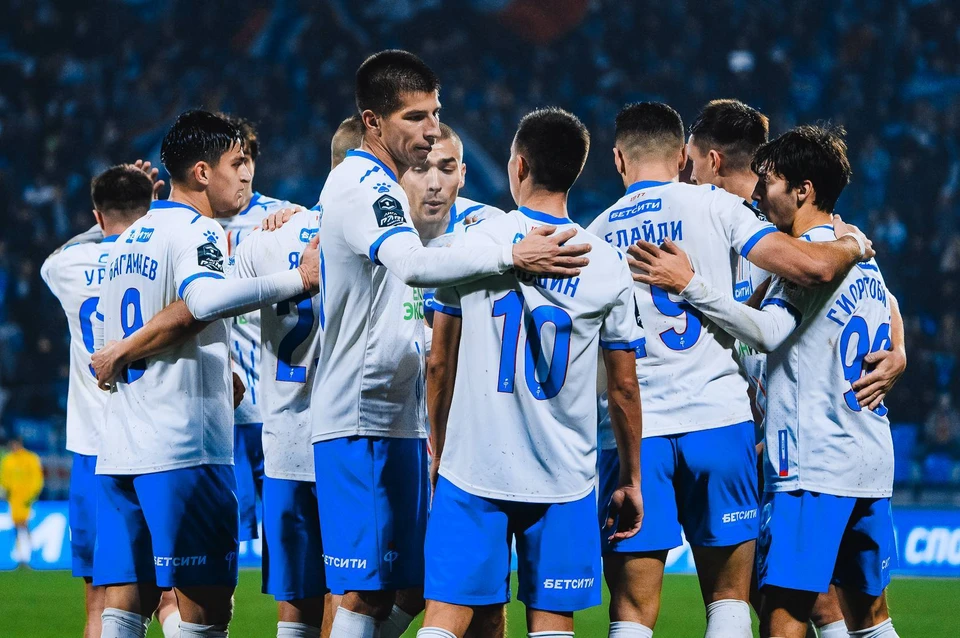 "Факел" во второй раз обыграл в Воронеже "Спартак" из Костромы со счетом 3:2. Впервые это произошло 7 мая 1973 года в рамках Кубка РСФСР.