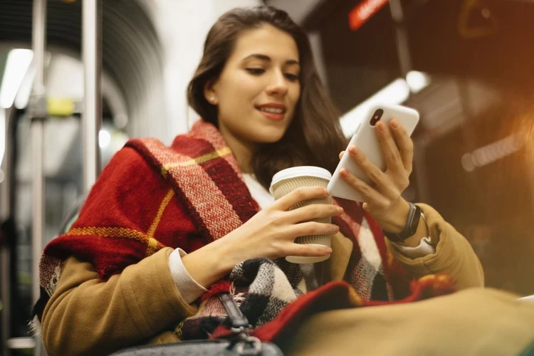 К 2030 году жители Калининграда делегируют 90% рутины ИИ-агентам